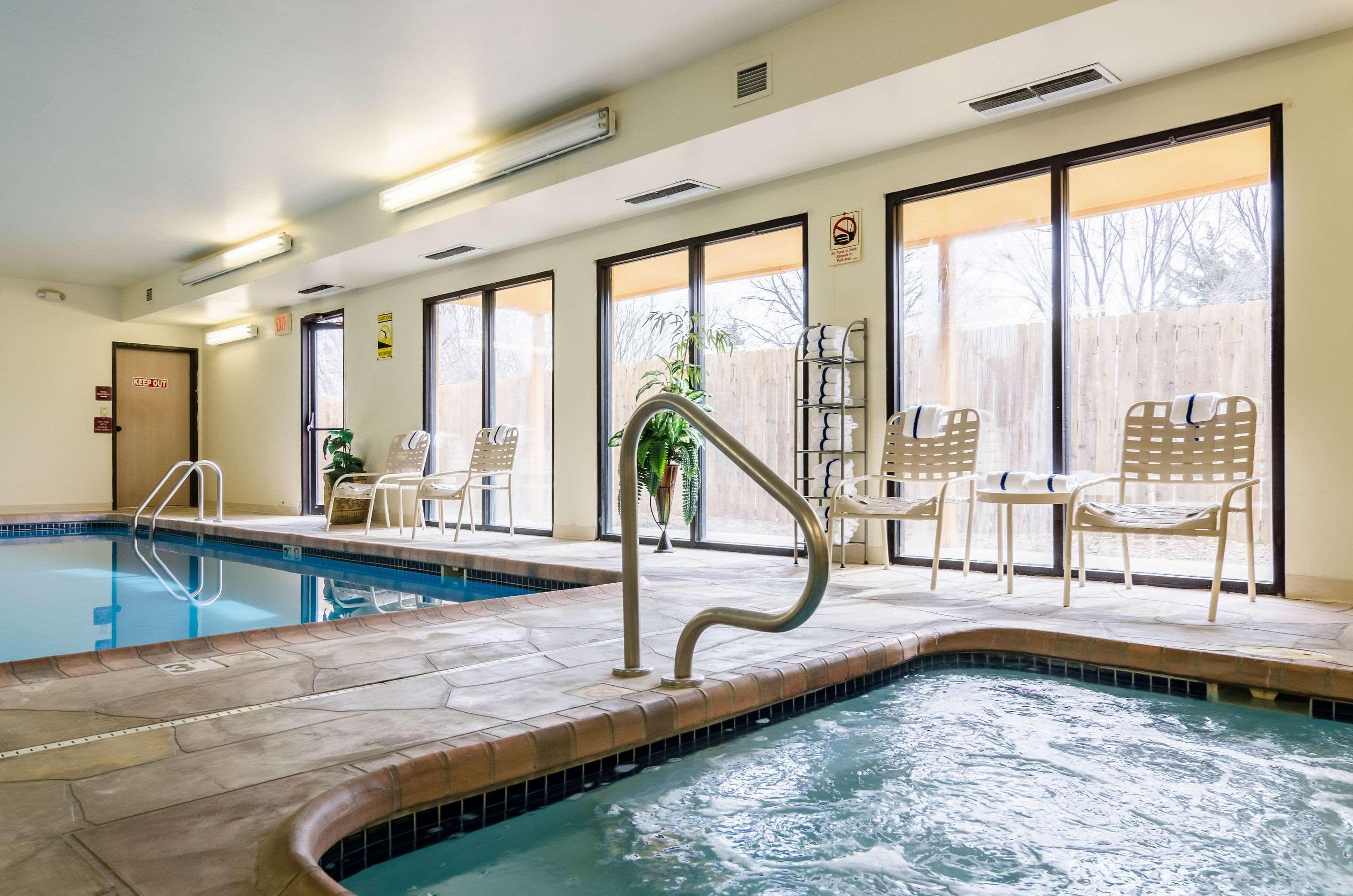 Quality Inn & Suites Manhattan Kültér fotó