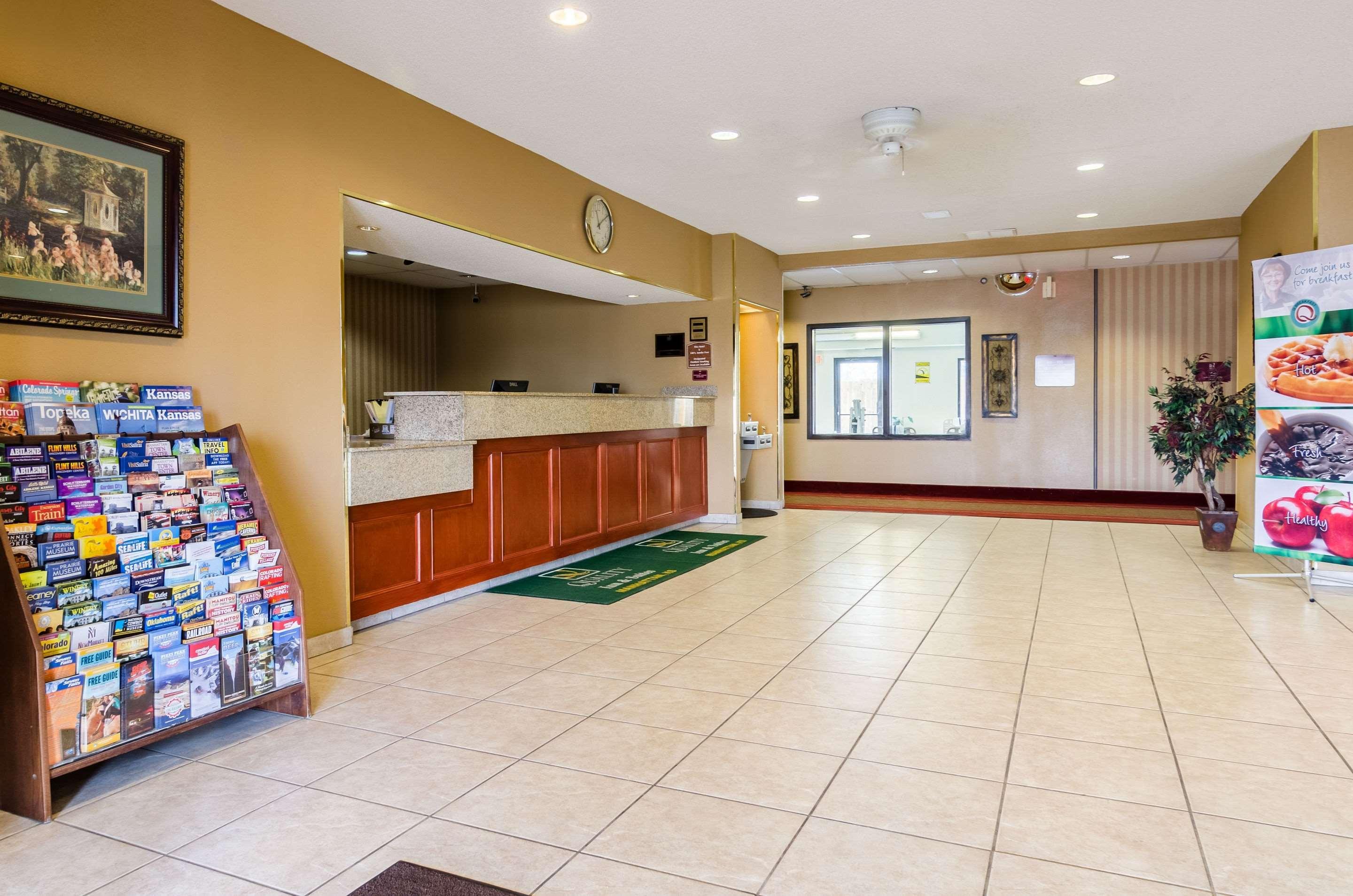 Quality Inn & Suites Manhattan Kültér fotó