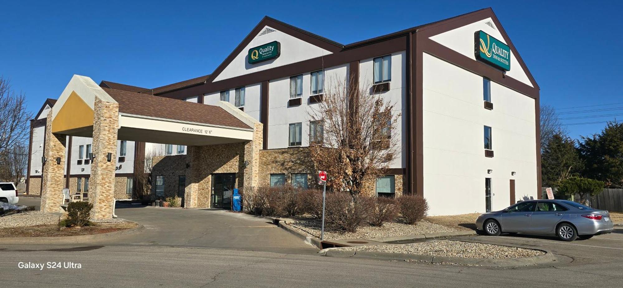 Quality Inn & Suites Manhattan Kültér fotó