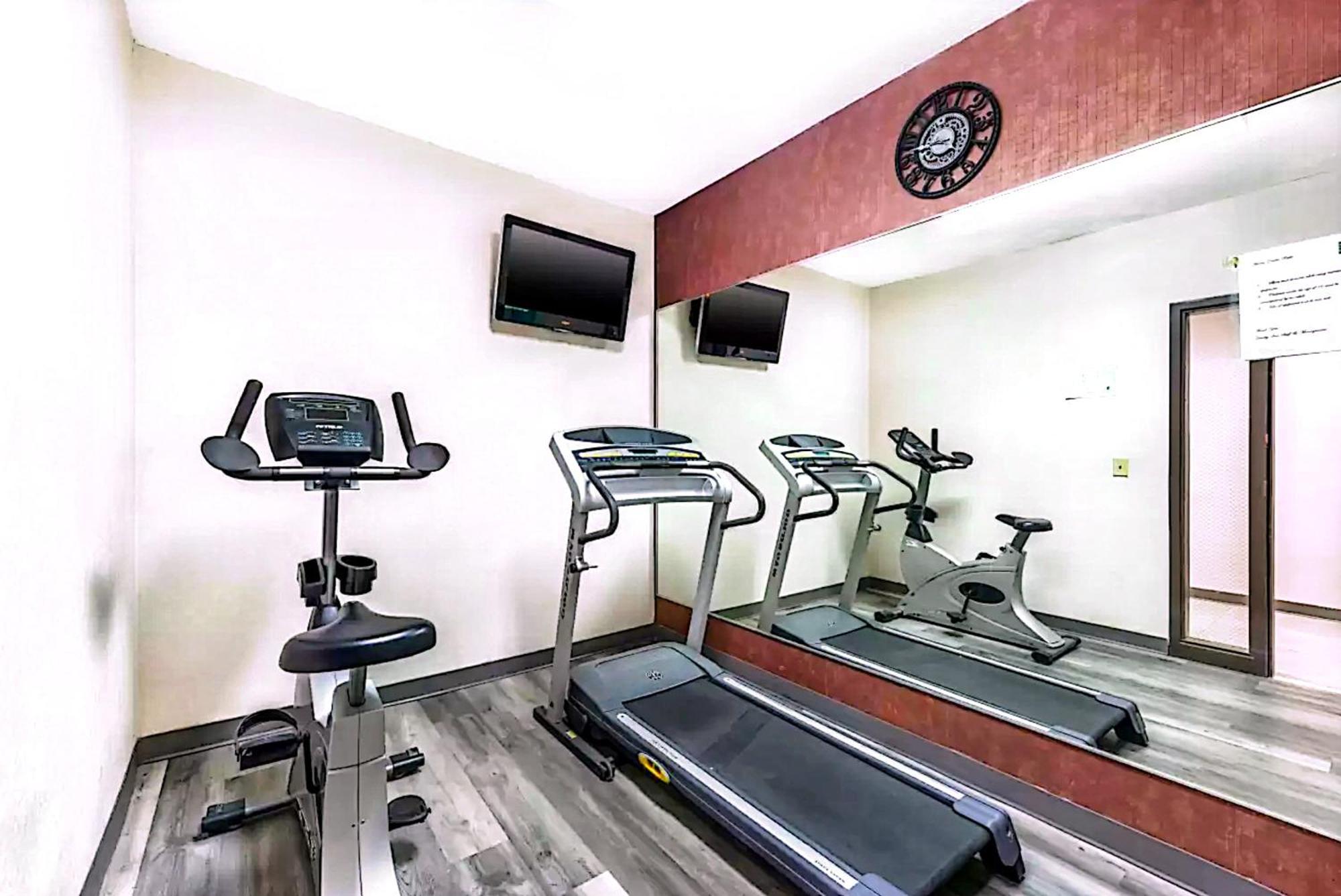 Quality Inn & Suites Manhattan Kültér fotó