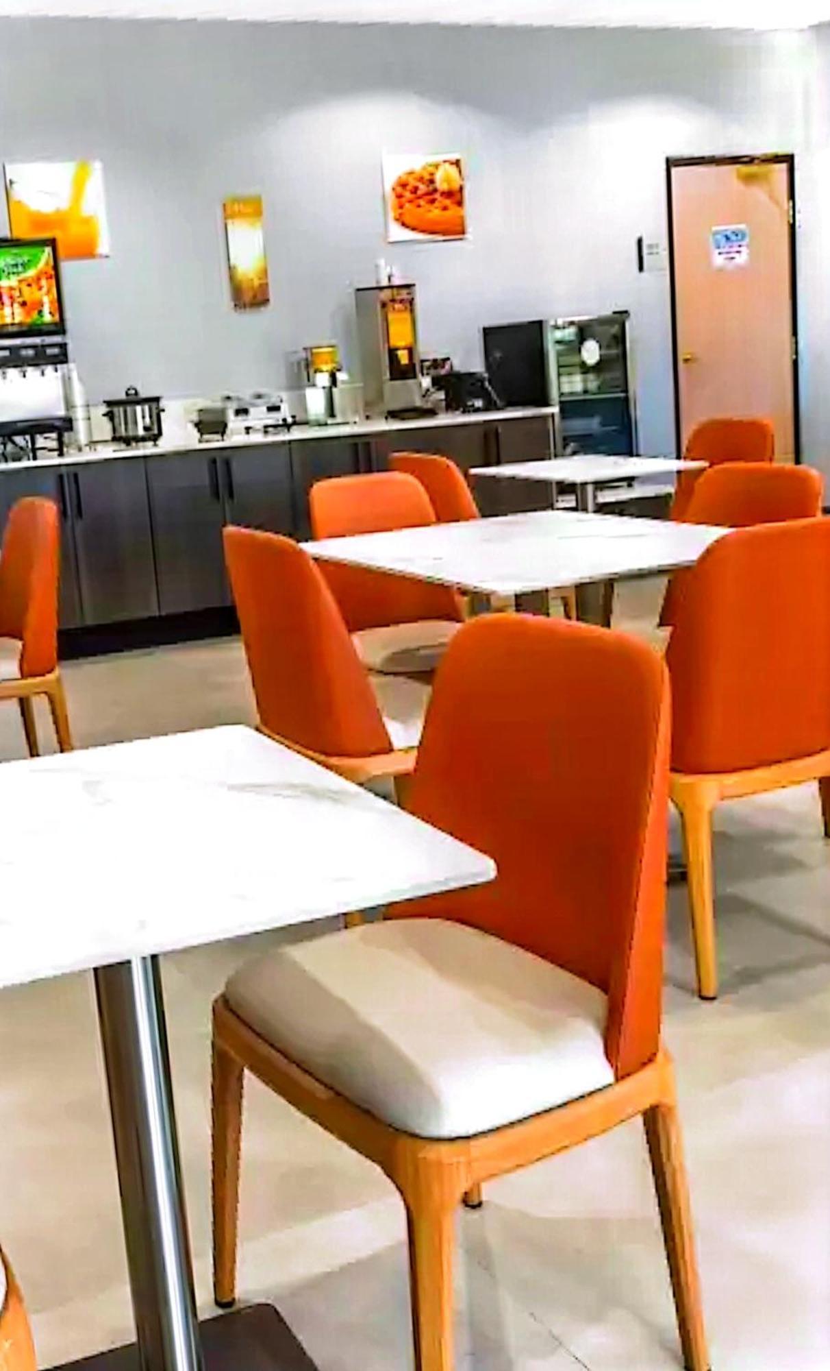 Quality Inn & Suites Manhattan Kültér fotó