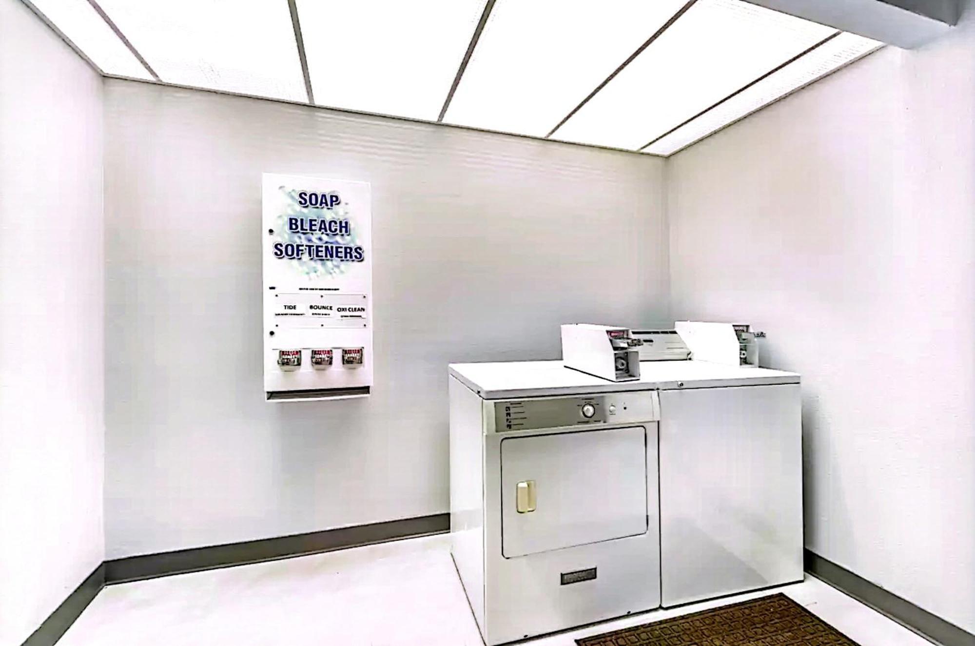 Quality Inn & Suites Manhattan Kültér fotó