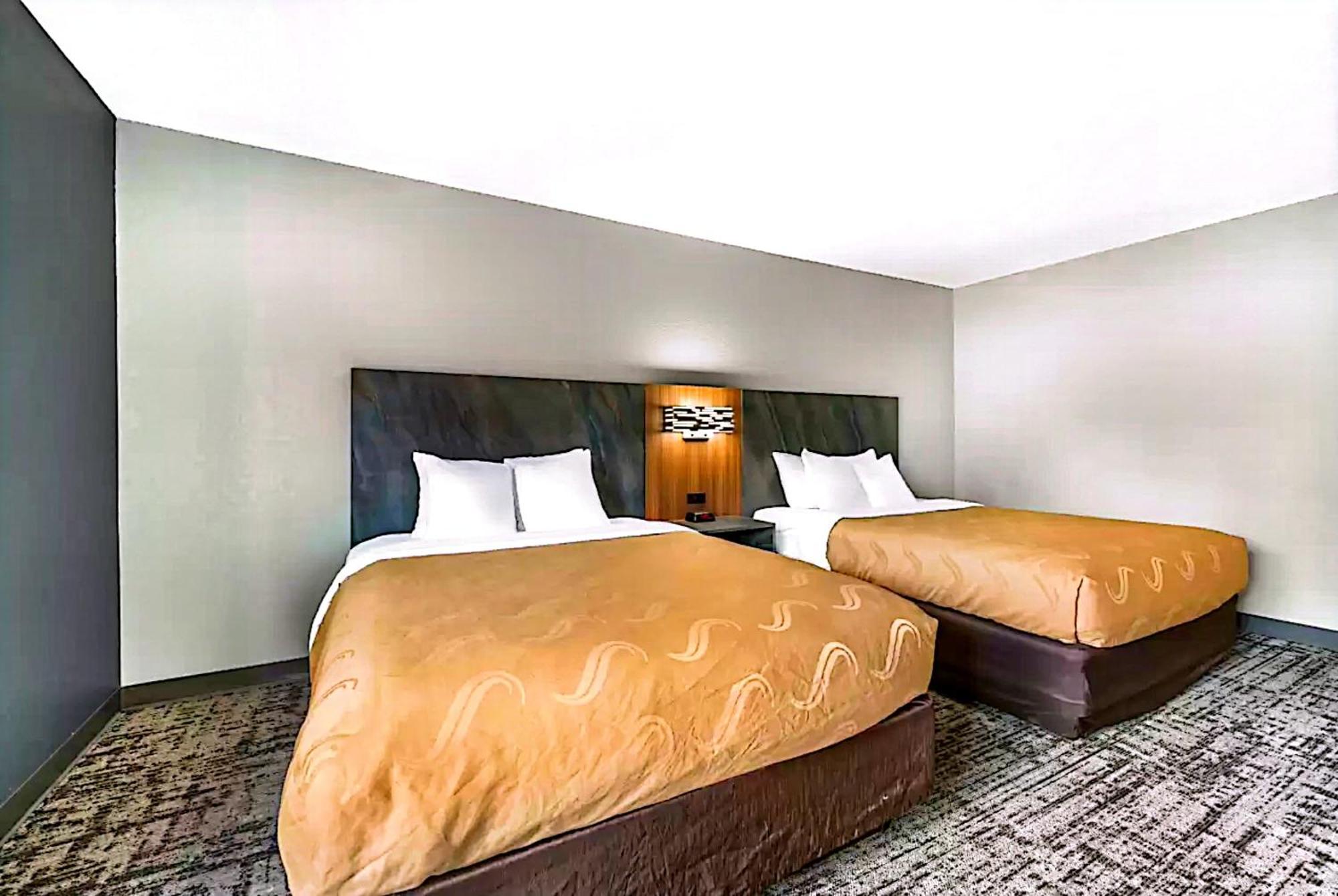 Quality Inn & Suites Manhattan Kültér fotó
