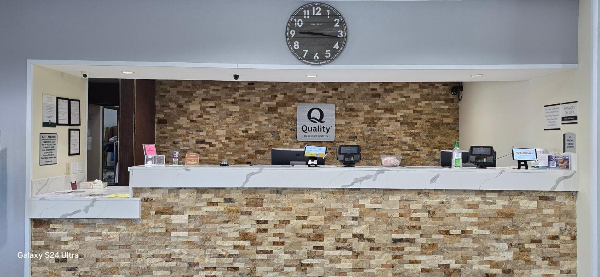Quality Inn & Suites Manhattan Kültér fotó