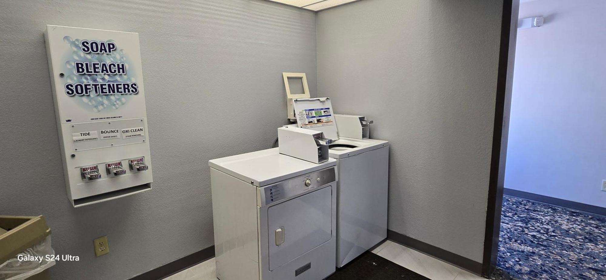 Quality Inn & Suites Manhattan Kültér fotó