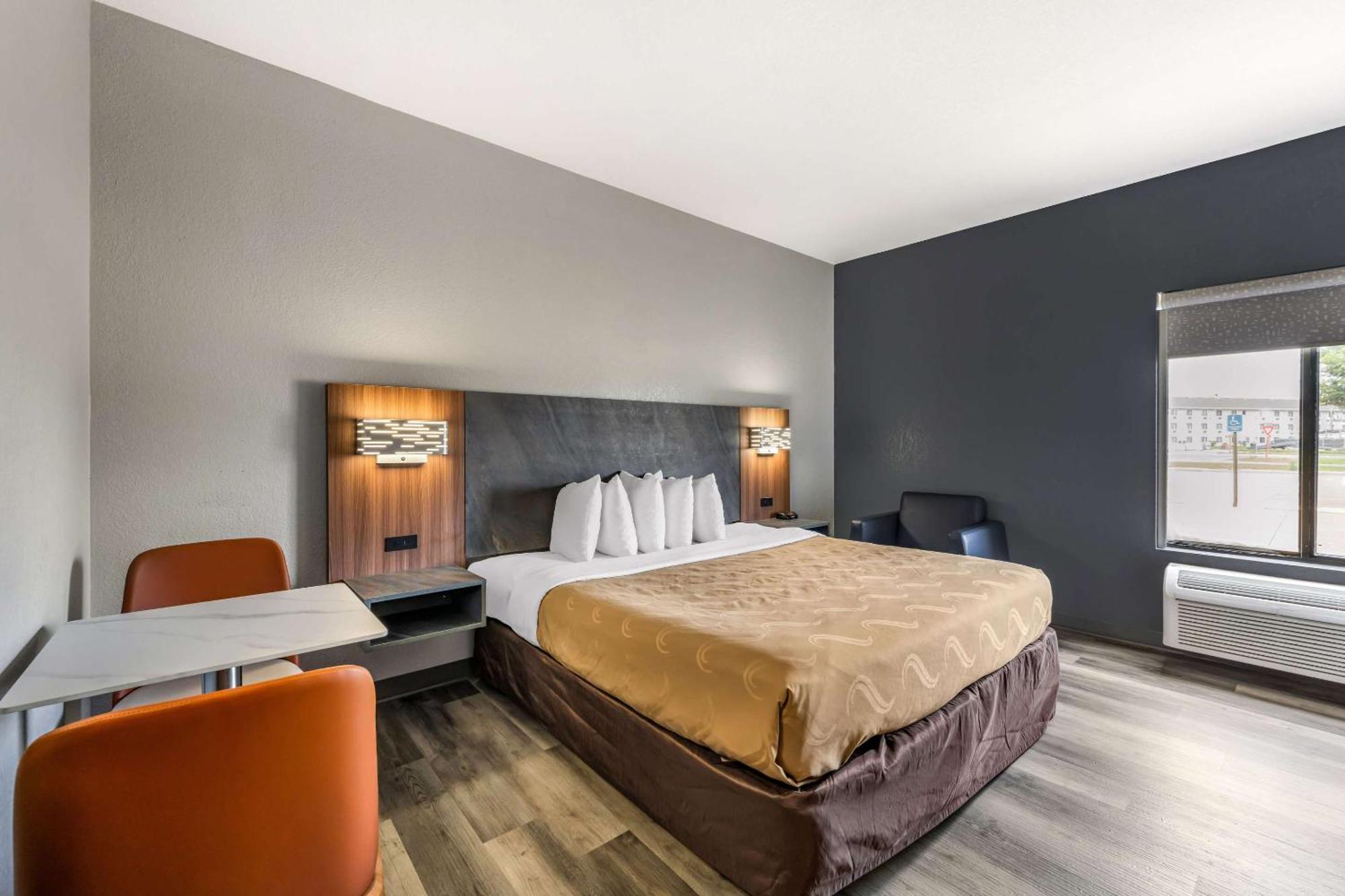 Quality Inn & Suites Manhattan Kültér fotó