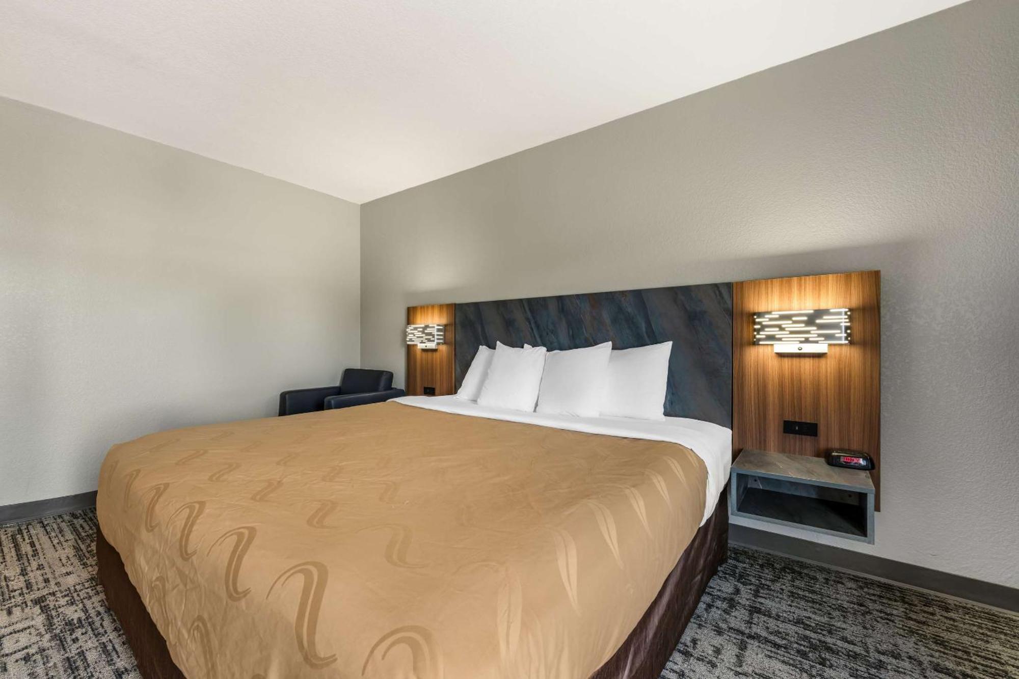 Quality Inn & Suites Manhattan Kültér fotó